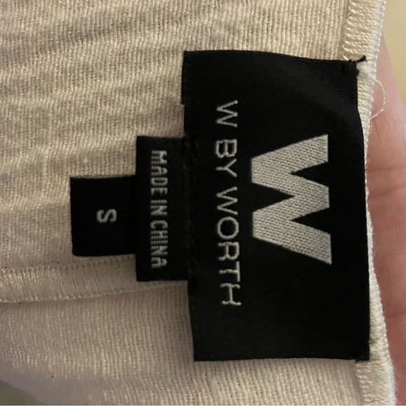 Moving sale 🚚 Worth vest - Picture 4 of 5